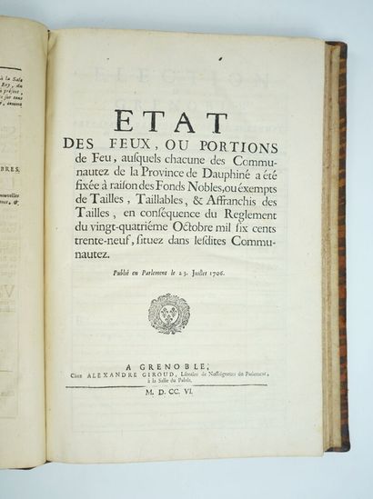 null [(Dauphiné] 4 textes concernant les Feux en Dauphiné reliés en un volume : 

Édit...