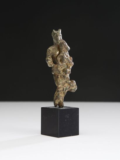 Statuette de Bastet anthropomorphe debout
Bronze...