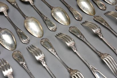 null 12 pieces of silver cutlery and 12 pieces of silver plate, Minerve, MO: Henri...