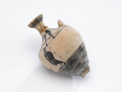 null Lot including a skyphos with bands and a lekythos decorated with an athlete...