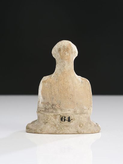 null Bust of female statuette
Beige terracotta with white slip. Restoration to the...