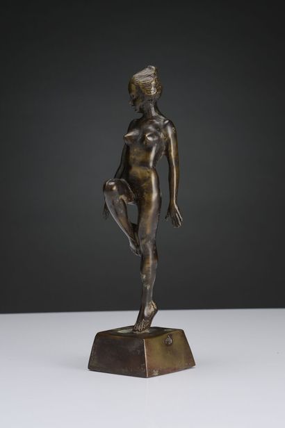 null French school around 1900 
Dancer 
Proof in bronze 
H : 27.5 cm