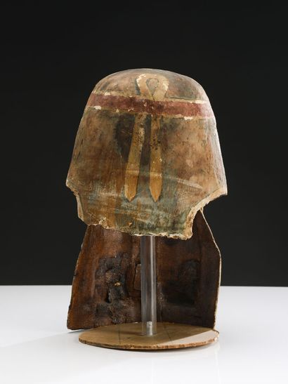 null Mummy's helmet mask, with golden face. On the plastron are represented Osiris...