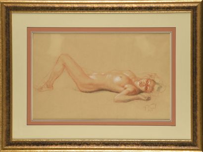null Fernand MAJOREL (1878-1965)
Female nude 
Drawing with three pencils on beige...