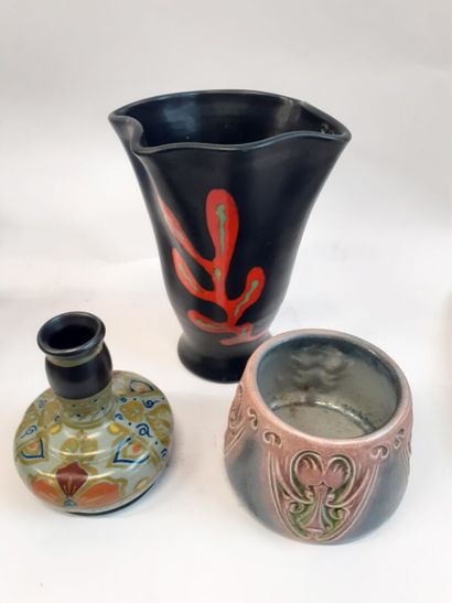 null Missy à annecy, Vase en ceramique lustrée décor joint Petit vase en faîence...