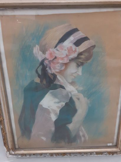 null Buste femme pastel sur papier (encadré)
64 x 49 cm 