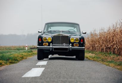 null 1976 - Rolls-Royce Silver Shadow 
 
Titre de circulation français
Châssis n°SRX23717
Moteur...