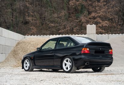 null 1995 - Ford Escort RS Cosworth 

Titre de circulation français 
Châssis N° WFOBXXGKABRM98916

-...