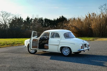 null 1963 - Renault Dauphine 1093 Ex Michel Hommell

Titre de circulation français...