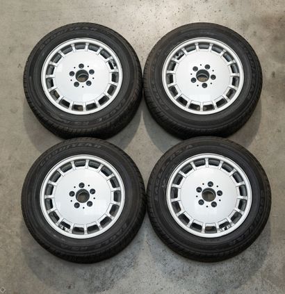 MERCEDES-BENZ 
Set of 4 Gulli wheels on Goodyear...