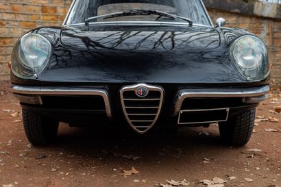 null 1969 - Alfa Romeo Spider 1300 Junior " Osso di seppia " 

Titre de circulation...