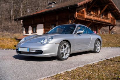 2002 - Porsche 911 type 996 Targa 

Titre...