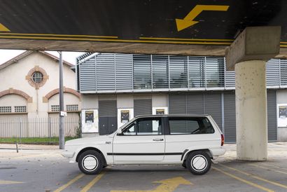 null 1990 - Volkswagen Polo Fancy 

Titre de circulation français 
Châssis n°WVWZZZ80ZLY109997

-...