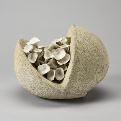 null FRENCH WORK

Anonymous sculpture
Reconstituted stone and foliage in porcelain...