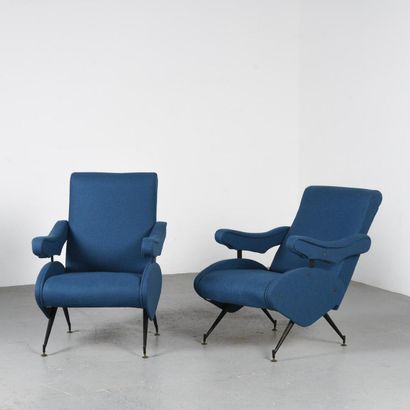Nello PINI (1921-1993)

Paire de fauteuils...