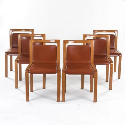 null ITALIAN WORK

Suite of six chairs with solid beech structure stained with bucket...