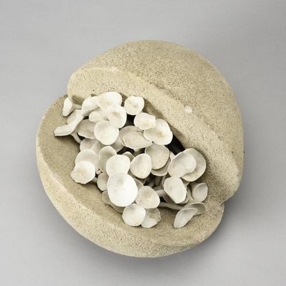 null FRENCH WORK

Anonymous sculpture
Reconstituted stone and foliage in porcelain...