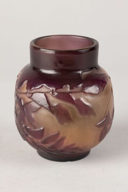 School of Nancy
Vase out of multi-layer glass...