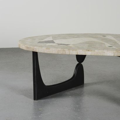 null Berthold MÜLLER (1893 - 1979)

Coffee table with bean-shaped tray in mosaic...