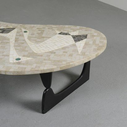 null Berthold MÜLLER (1893 - 1979)

Coffee table with bean-shaped tray in mosaic...
