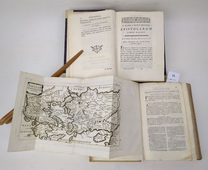 null Un ensemble de 2 volumes in-8 du XVIIIe siècle :

[QUINTE-CURCE]. De rebus Alexandri...