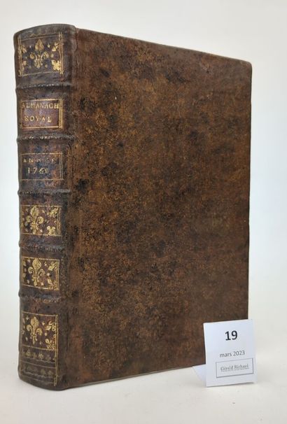 null Almanach Royal. Année bissextile. 1768. Un volume in-8 relié cuir. Dos à 5 nerfs...