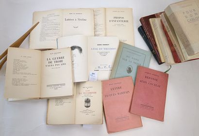 null [Littérature]. Un ensemble de 16 volumes, certains en édition originale numérotée :
CARREL...