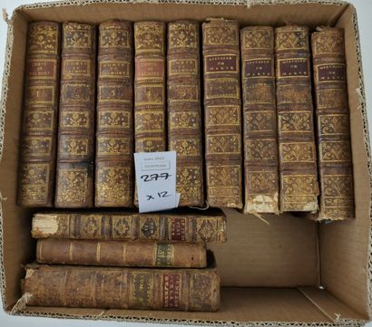 Un ensemble de 12 volumes reliés du XVIIIe...