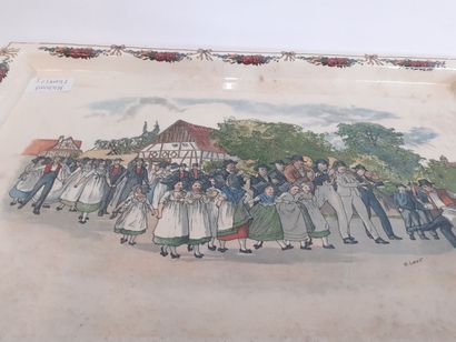 null OBERNAI grand plateau en faïence à décor parade en Alsace
29 x 47 cm 
