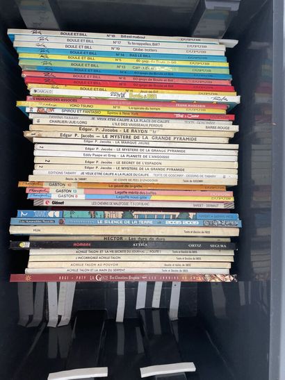 Lot de 40 albums de bandes dessinées 
Albums...