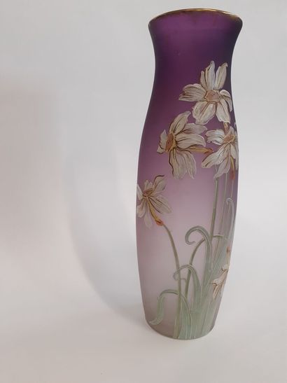 null Vase balustre en verre émaillé
H : 37.5 cm 