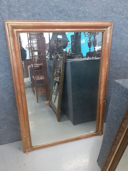Miroir carré
132..5 x 98.5 cm 
