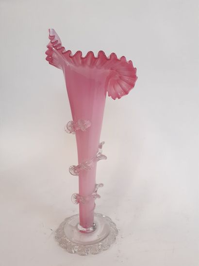 null Vase en verre teinté en forme de fleur
H : 38.5 cm 