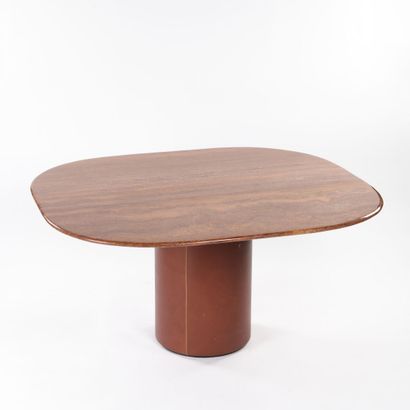 null Mario BELLINI (born in 1935)

Dining table with central cylindrical shaft covered...