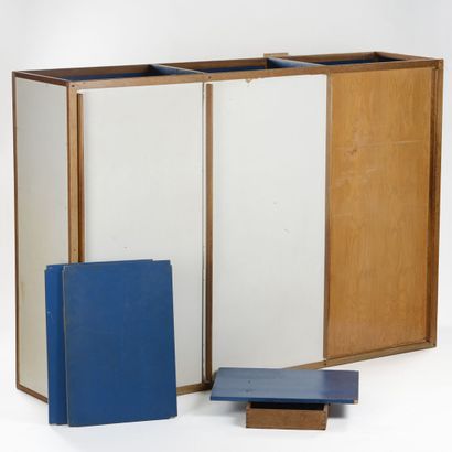 null André SORNAY (1902-2000)

Cupboard with system of assembly known as Tigettes...