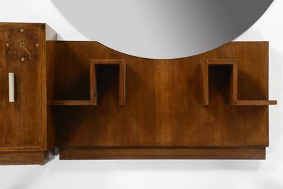 null André SORNAY (1902-2000)

Mahogany plinth base dressing table with a lateral...