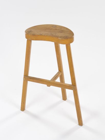 null BRUTALIST WORK

Pair of high tripod stools with bean shape seat with mortise...