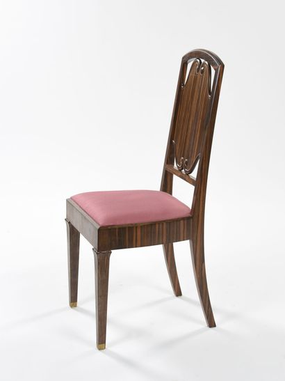 null ART DECO WORK

Medallion chair resting on tapered legs at the back and sheaths...