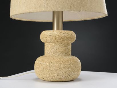 null WORK 1960

Pair of table lamps with swollen base in reconstituted stone holding...