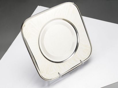 null CHRISTOFLE PARIS

Suite of ten silver plated trivets with rounded edges.

Some...