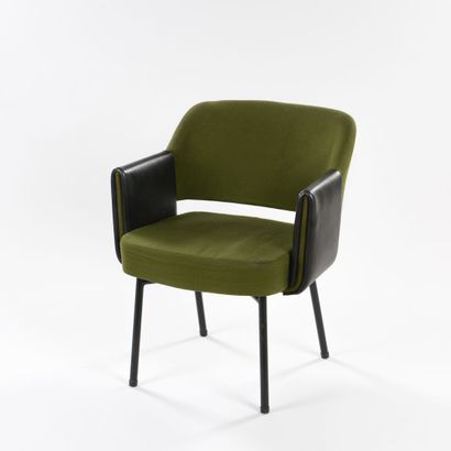 null Marc SIMON (XX th)

Armchair model Deauville with tubular base in black lacquered...