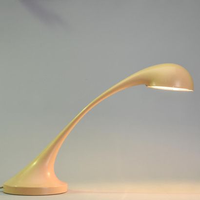 null Roberto LERA (XX-XXI)

Large table lamp model Silfio entirely in thermoformed...
