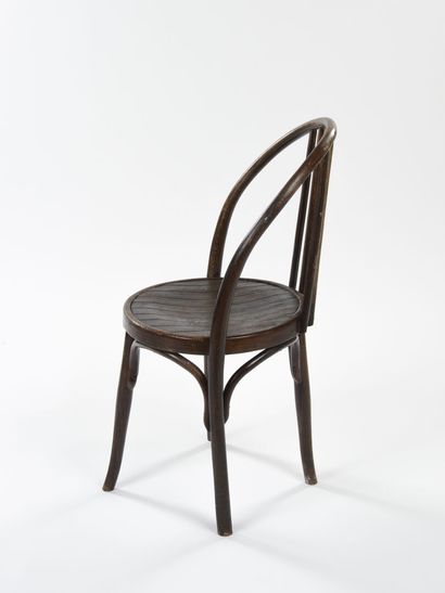 null Jacob & Josef kohn Vienna

Armchair in dark stained wood with arched back and...