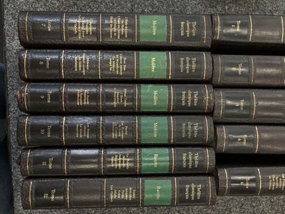 Théâtre classique français , 12 volumes reliés...
