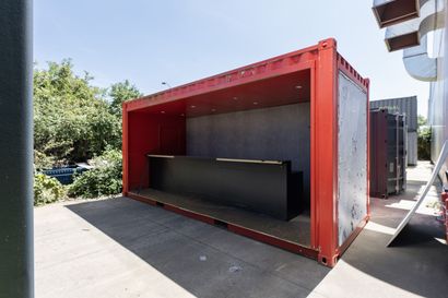 Container 20 pieds ouvert sur 1 grand côté...