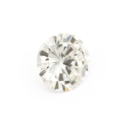 Diamant solitaire taille moderne pesant 1,34...