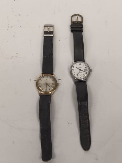 Deux montres bracelet, EVER, et LIP modèle...