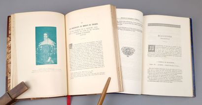 null [Auvergne] [Velay]. Réunion de 2 volumes:

1/ THEILLIERE (abbé). Armorial des...