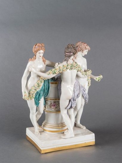 null Les trois grâces porcelaine de Vienne Augarten circa 1900, H: 43 cm, l: 34 cm,...