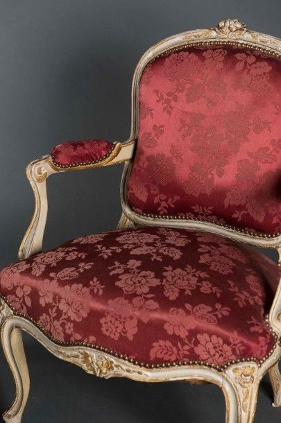 null Paire de fauteuils à dos plats Epoque Louis XV